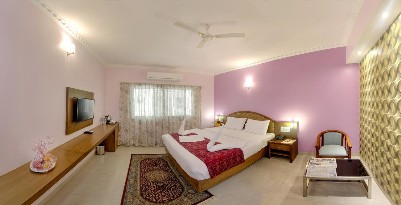 Jyothis Residency Hotel Kolluru Exterior photo